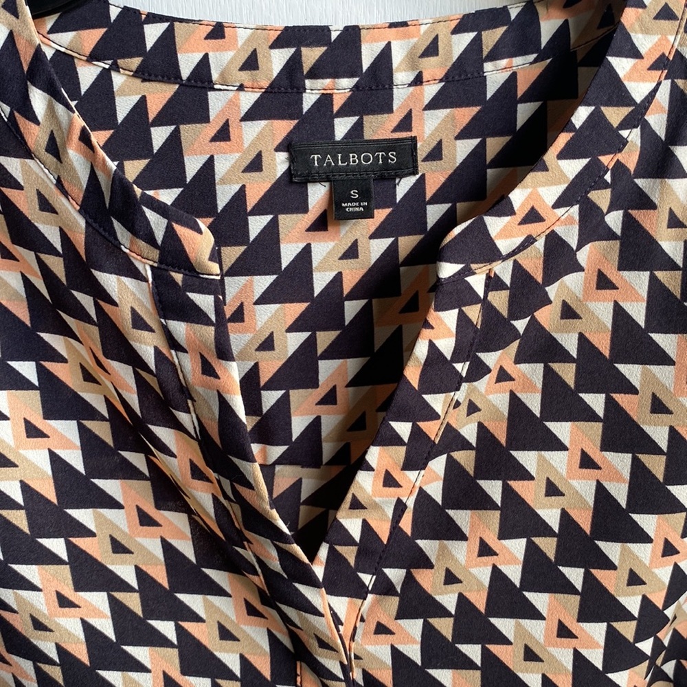 Talbots Triangle Patterned Long Sleeve Popover Bl… - image 2